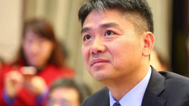 【虎嗅晚报】媒体人章文被指性侵;刘强东代理律师回应澳洲性侵案:与刘无关